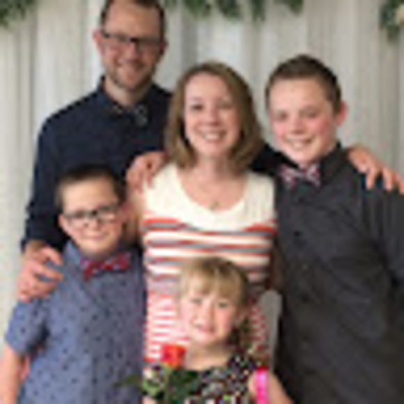 Meet your Posher, Charissa - Picture 1 of 1